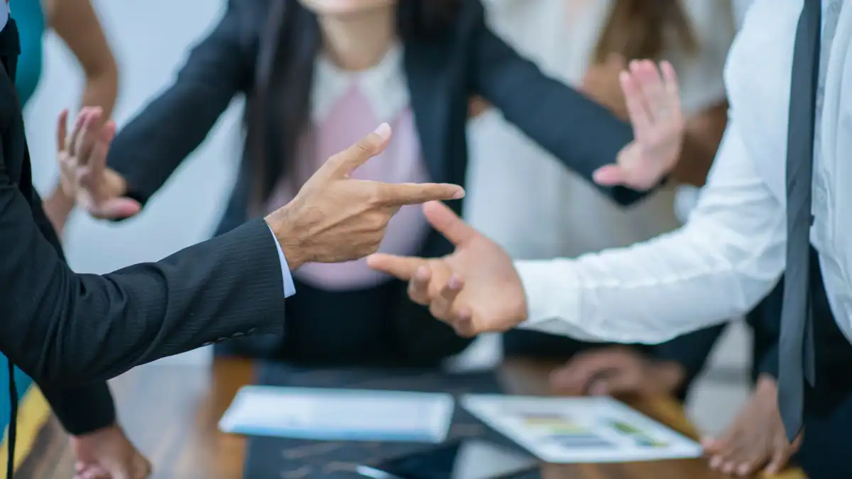 Benefits of Combining Mediation with Mental Health Awareness Ferndown